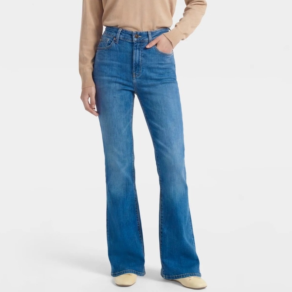 7 For All Mankind Womens Bootcut Jeans Size 32 Medium Wash Stretch U075418s